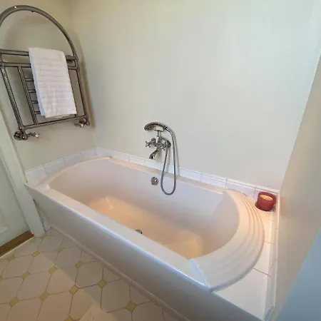 Lehnshoj Bed & Breakfast Svendborg